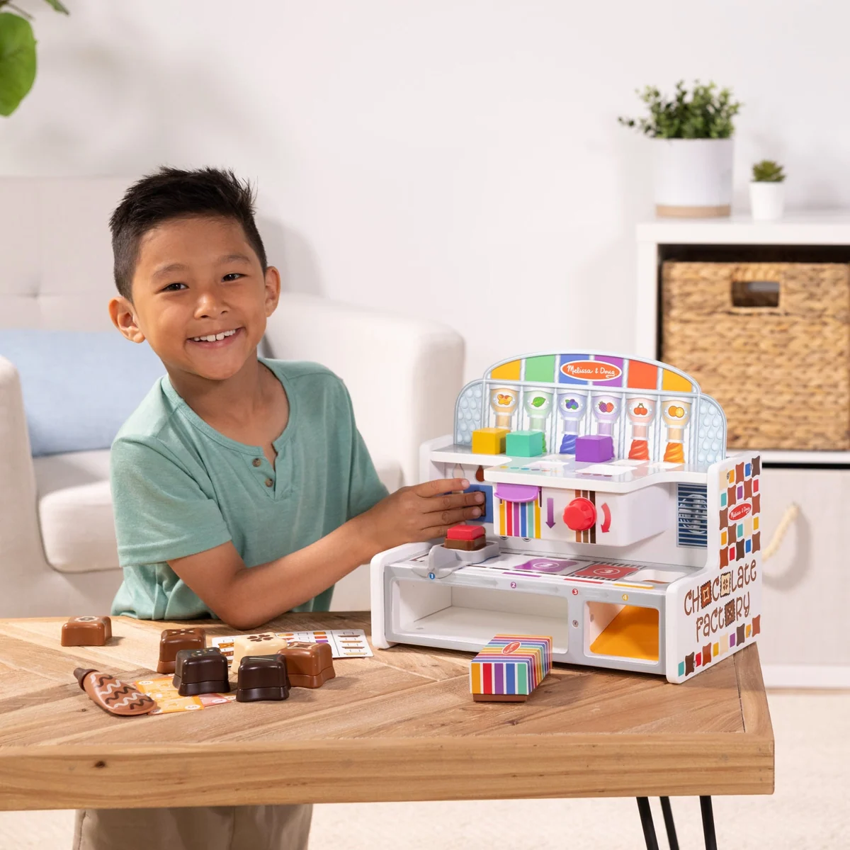 Melissa & Doug Chocolate Factory view 3
